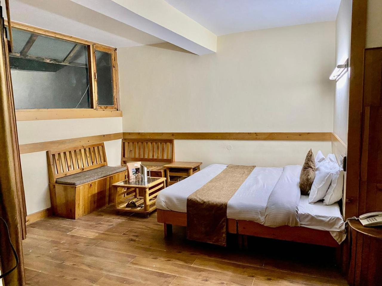 The Vashisht, Manali - A Four Star Luxury Hotel Екстер'єр фото
