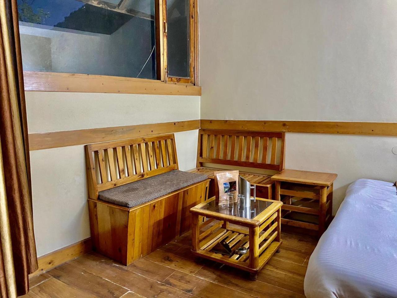 The Vashisht, Manali - A Four Star Luxury Hotel Екстер'єр фото