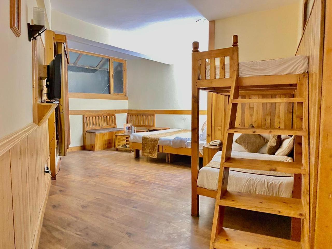 The Vashisht, Manali - A Four Star Luxury Hotel Екстер'єр фото